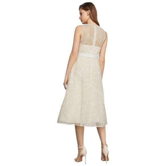 BCBGMAXAZRIA Ivory Cream Metallic Floral Embroidered Midi Dress Women’s US 0 - Picture 9 of 9